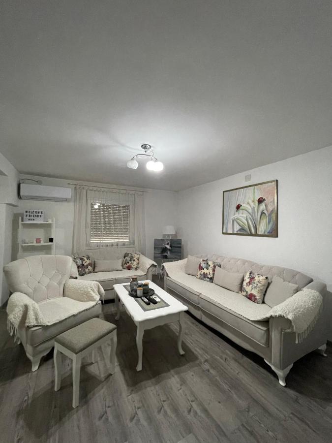 Antic Apartment Pozarevac Exterior photo